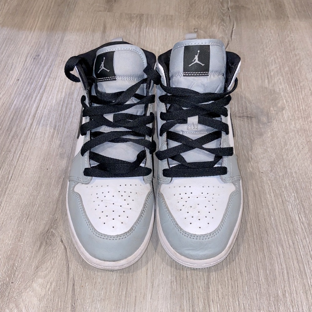 Jordan 1 gray